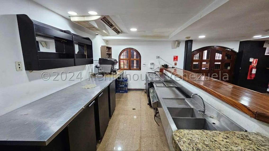 Comercial (Local Comercial) en Venta en Parroquia La Candelaria, Distrito Metropolitano - 11