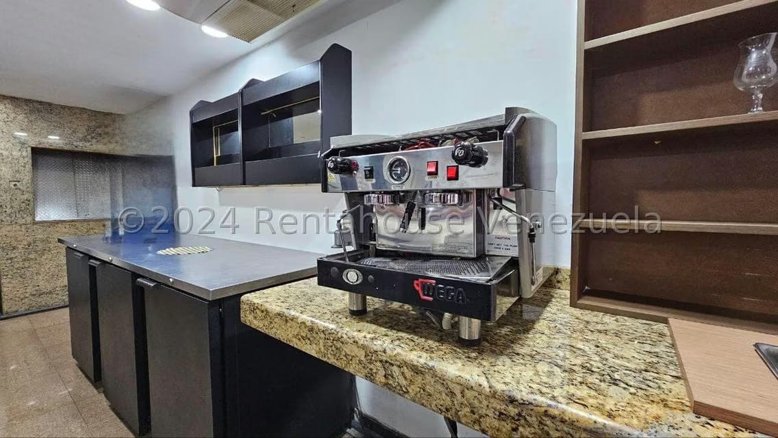 Comercial (Local Comercial) en Venta en Parroquia La Candelaria, Distrito Metropolitano - 13
