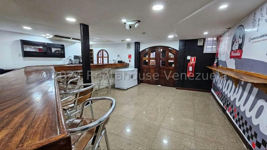 Comercial (Local Comercial) en Venta en Parroquia La Candelaria, Distrito Metropolitano - 6