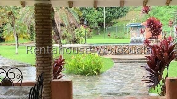 Casa (Colonial) en Venta en Barrera, Carabobo - 3