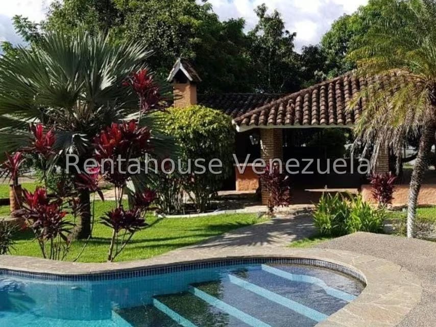 Casa (Colonial) en Venta en Barrera, Carabobo - 4