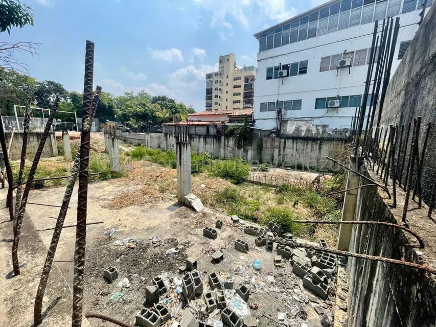 Terreno (Comercial) en Venta en Zona Este, Lara - 4