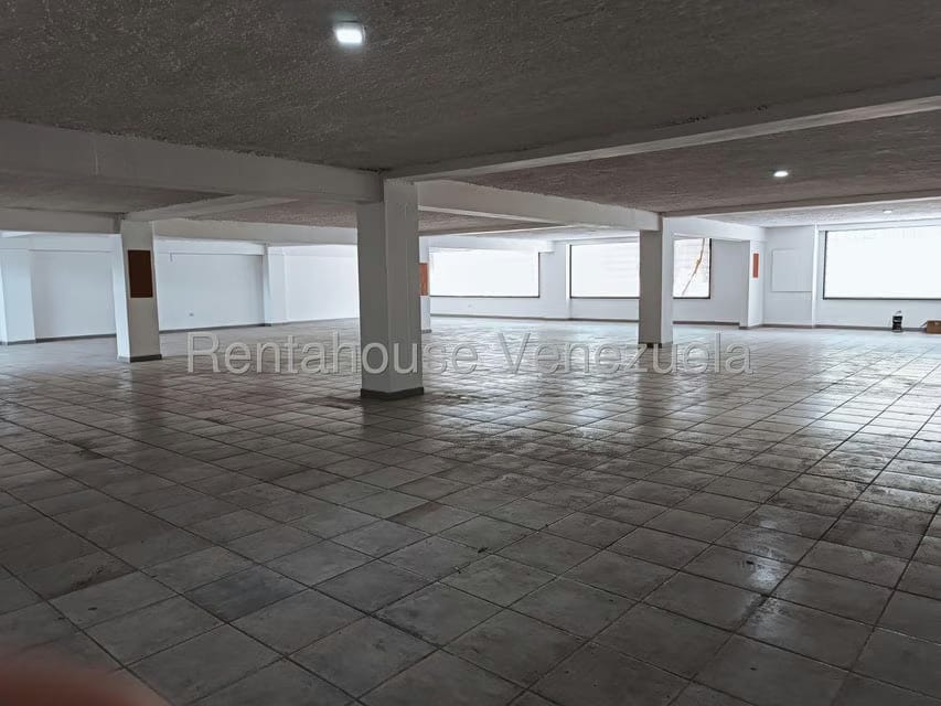 Comercial (Local Comercial) en Alquiler en Club Hipico, Miranda - 6