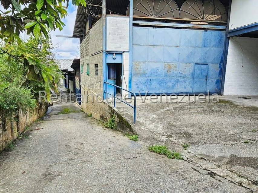 Comercial (Galpon - Deposito) en Alquiler en Mariche, Distrito Metropolitano