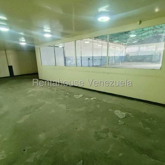 Comercial (Local Comercial) en Alquiler en Parroquia Union, Lara - 14