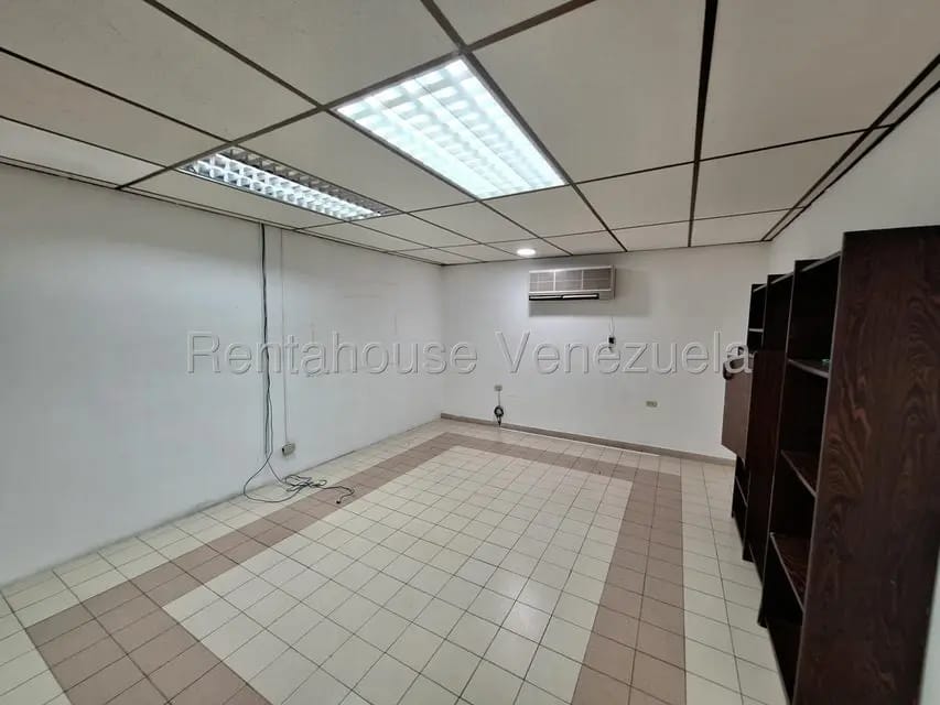 Comercial (Galpon - Deposito) en Venta en Parque Industrial Castillito, Carabobo - 32