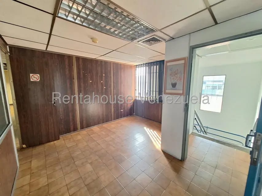 Comercial (Galpon - Deposito) en Venta en Parque Industrial Castillito, Carabobo - 41