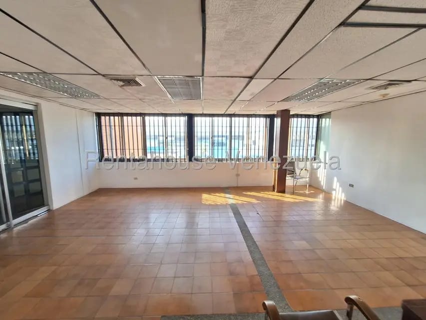 Comercial (Galpon - Deposito) en Venta en Parque Industrial Castillito, Carabobo - 43