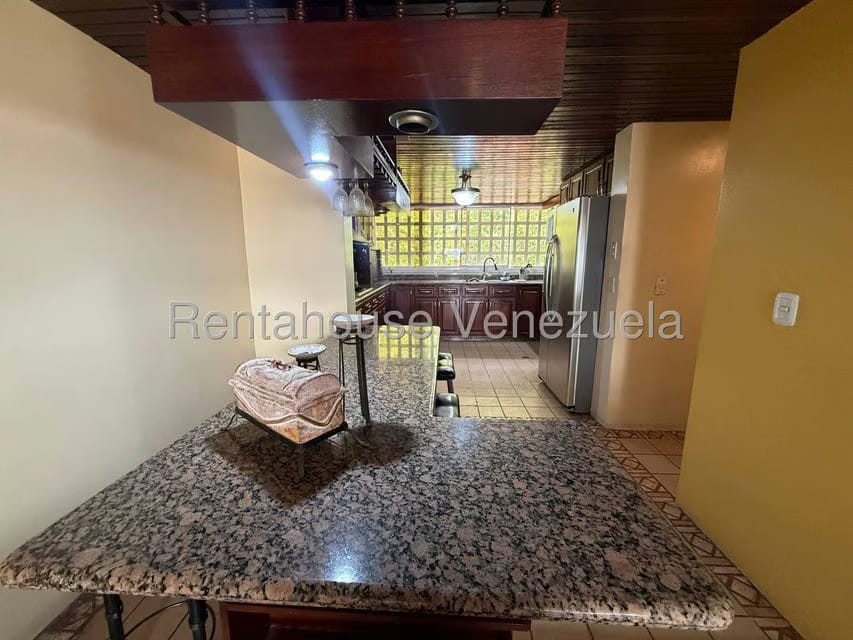 Casa (Multipes Niveles) en Venta en Colinas de Santa Monica, Distrito Metropolitano - 42
