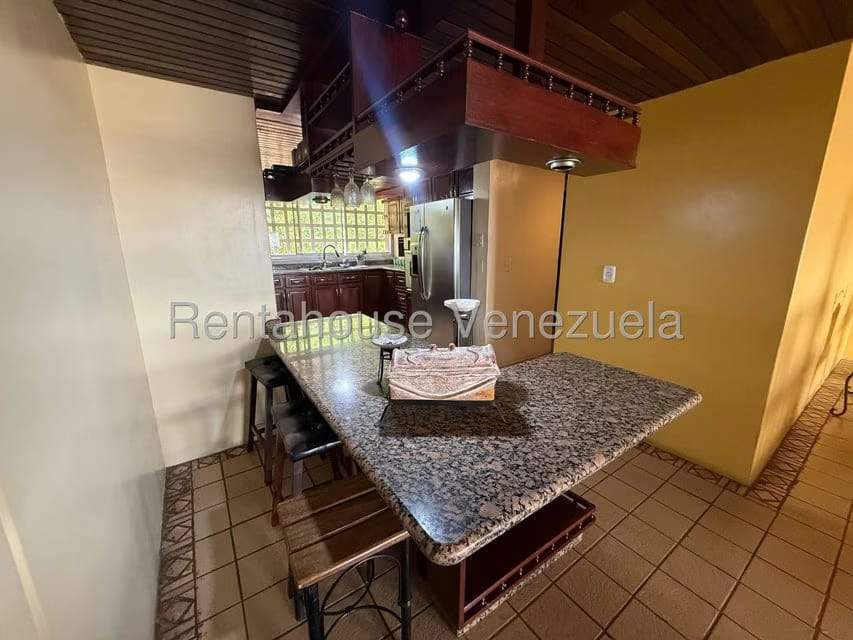 Casa (Multipes Niveles) en Venta en Colinas de Santa Monica, Distrito Metropolitano - 43