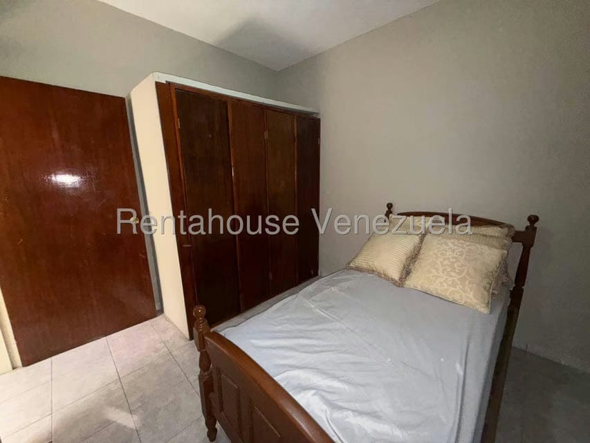 Casa (Multipes Niveles) en Venta en Colinas de Santa Monica, Distrito Metropolitano - 62