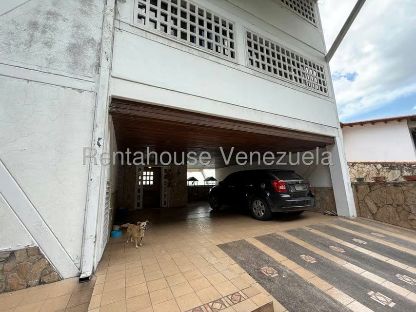 Casa (Multipes Niveles) en Venta en Colinas de Santa Monica, Distrito Metropolitano - 67