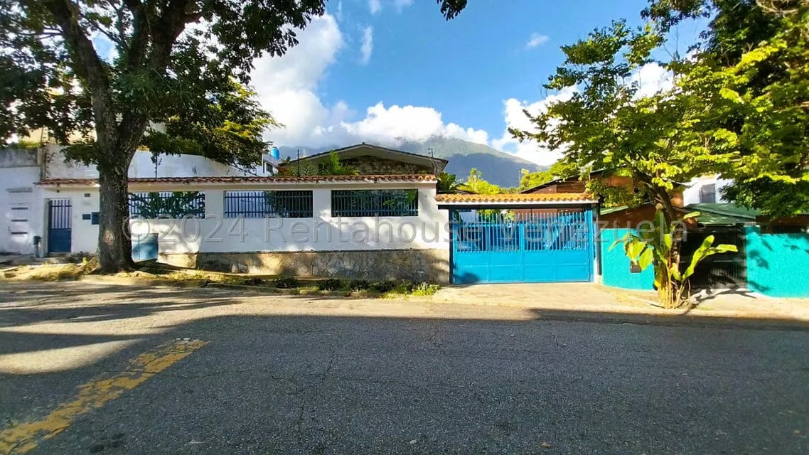 Casa (1 Nivel) en Venta en La Floresta, Distrito Metropolitano - 2