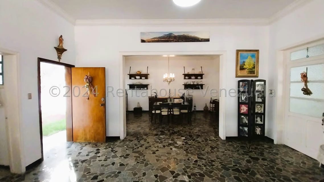 Casa (1 Nivel) en Venta en La Floresta, Distrito Metropolitano - 23