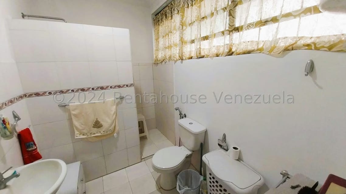 Casa (1 Nivel) en Venta en La Floresta, Distrito Metropolitano - 49