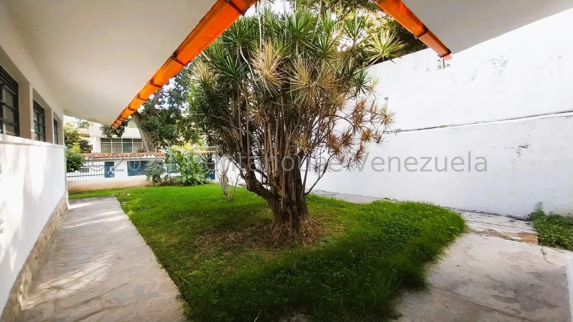 Casa (1 Nivel) en Venta en La Floresta, Distrito Metropolitano - 67