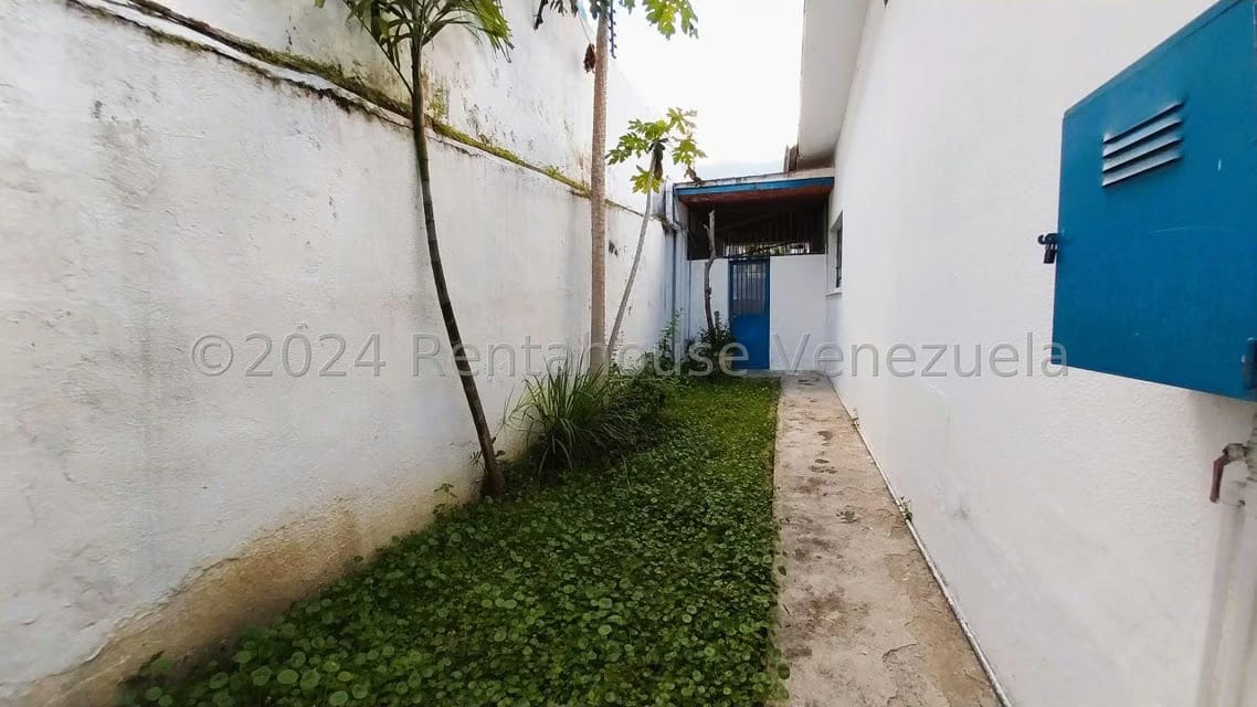 Casa (1 Nivel) en Venta en La Floresta, Distrito Metropolitano - 70