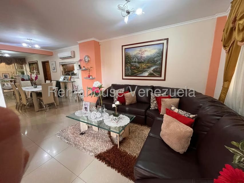 Casa (1 Nivel) en Venta en Ciudad Roca, Lara - 2