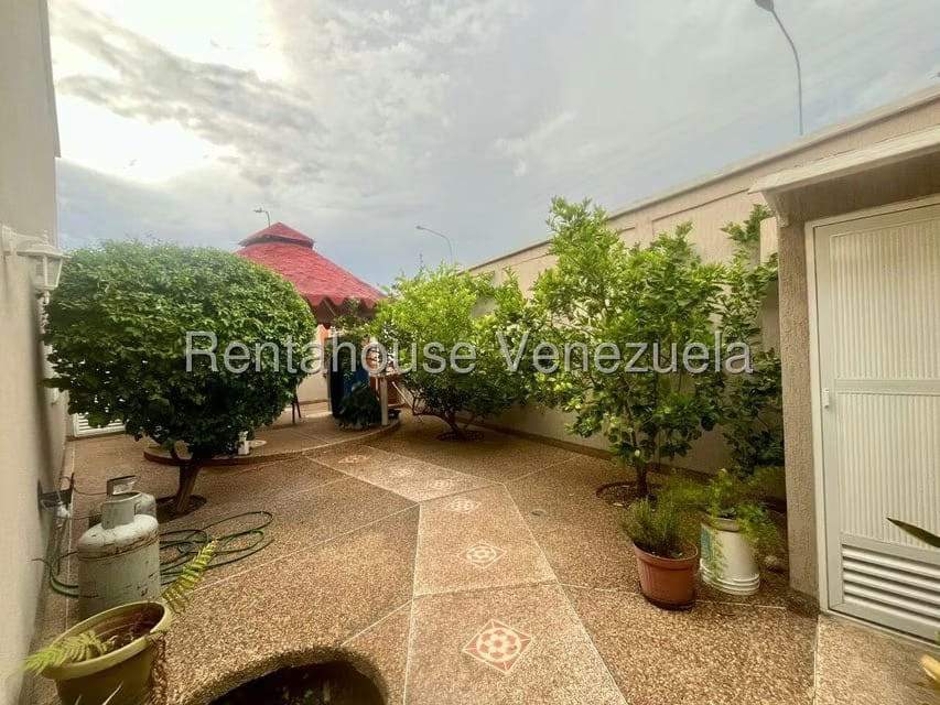 Casa (1 Nivel) en Venta en Ciudad Roca, Lara - 24