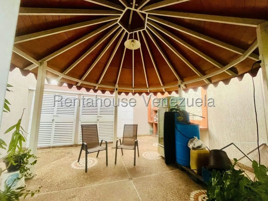 Casa (1 Nivel) en Venta en Ciudad Roca, Lara - 26