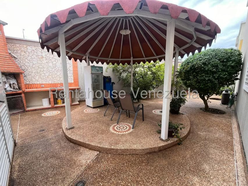 Casa (1 Nivel) en Venta en Ciudad Roca, Lara - 27