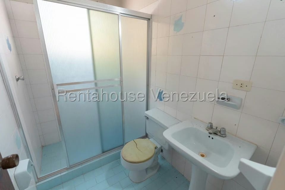 Casa (Duplex) en Venta en Ciudad Balneario Higuerote, Miranda - 28