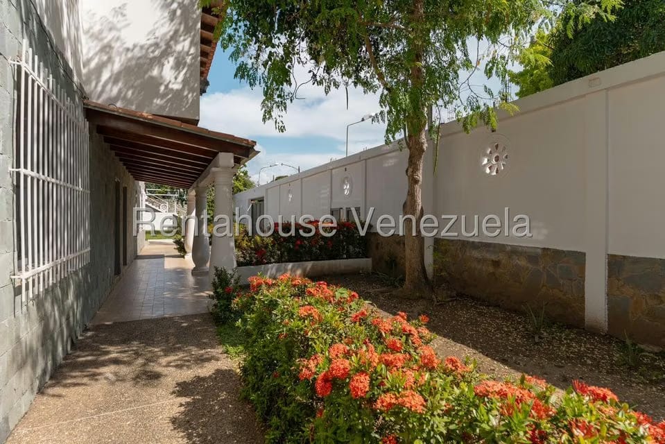 Casa (Duplex) en Venta en Ciudad Balneario Higuerote, Miranda - 32