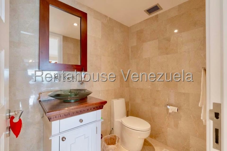 Townhouse (Duplex) en Venta en La Trinidad, Distrito Metropolitano - 15
