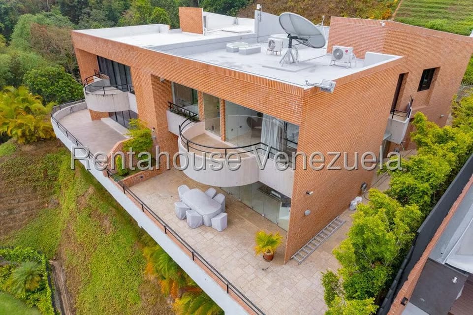 Townhouse (Duplex) en Venta en La Trinidad, Distrito Metropolitano - 40