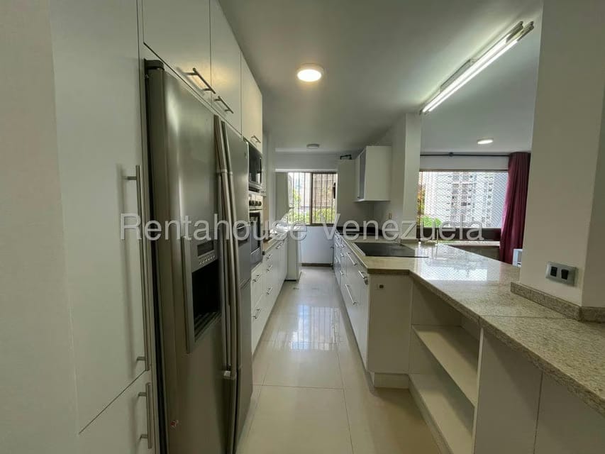 Apartamento (1 Nivel) en Alquiler en Prados del Este, Distrito Metropolitano - 5