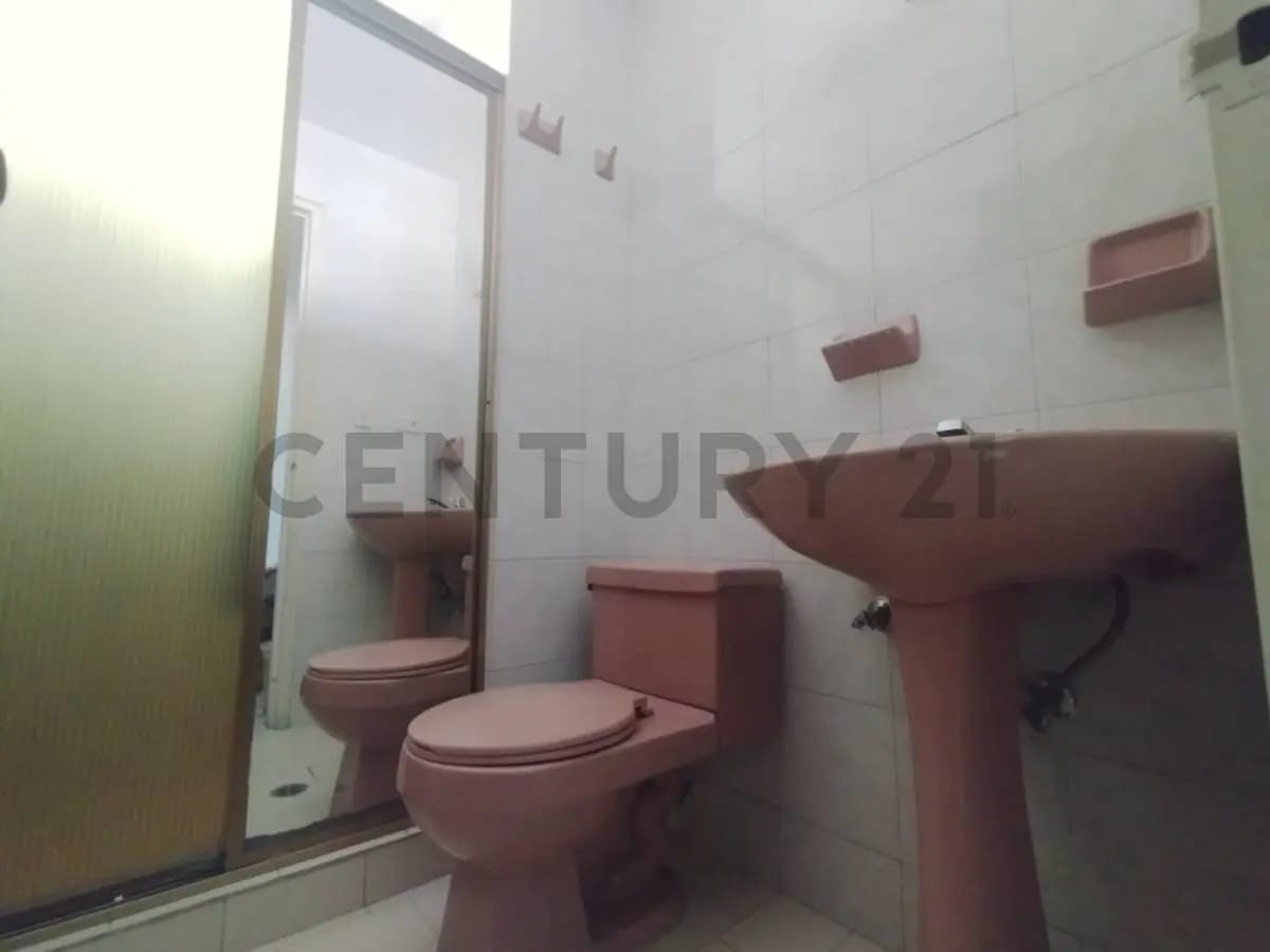 En venta apartamento en Macaracuay - 11