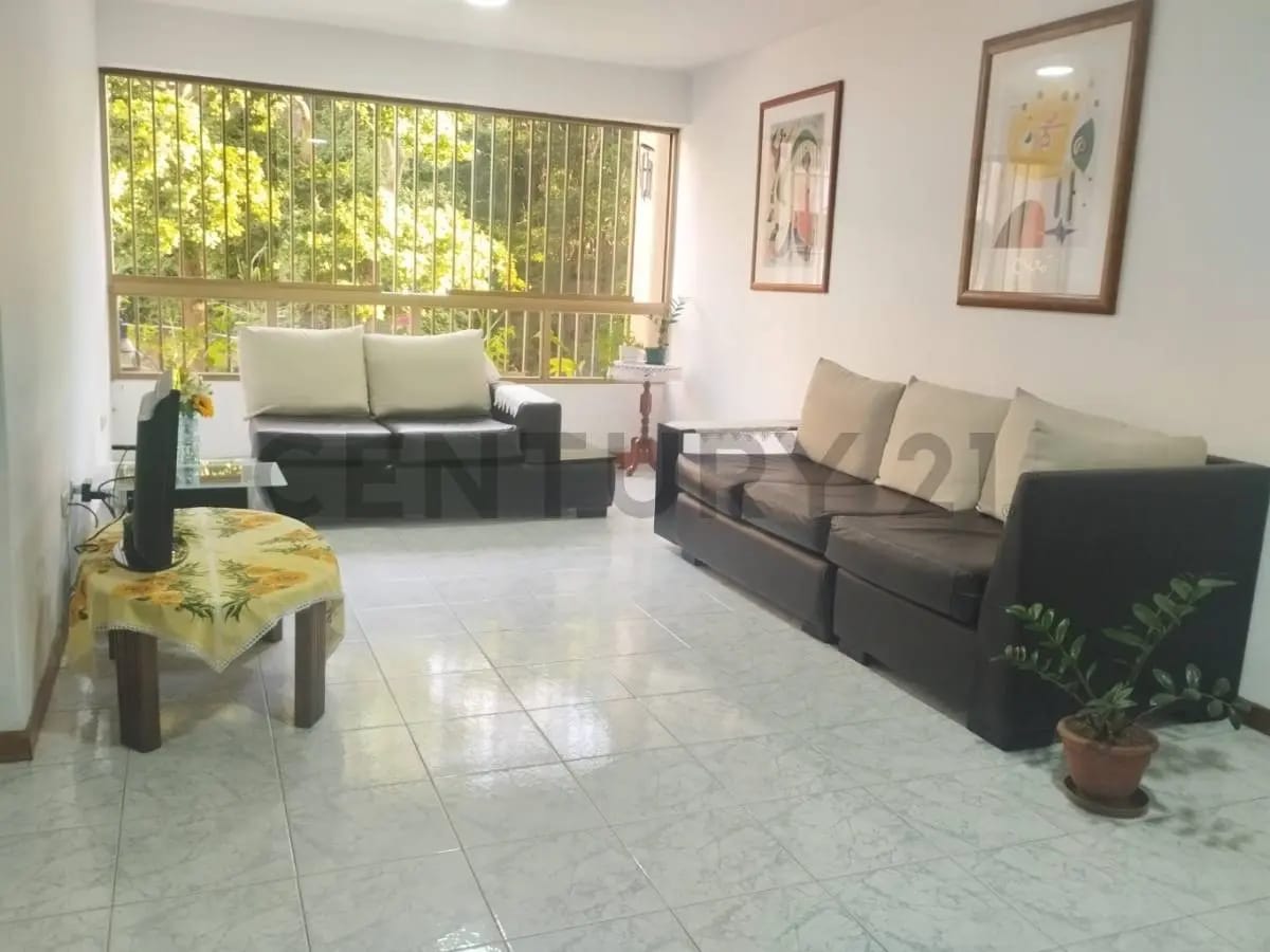 En venta apartamento en Macaracuay - 3