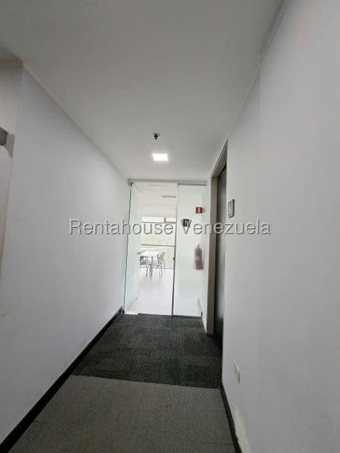 Comercial (Oficina) en Venta en Macaracuay, Distrito Metropolitano - 24