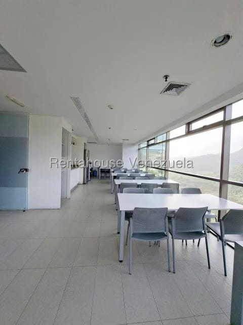 Comercial (Oficina) en Venta en Macaracuay, Distrito Metropolitano - 25