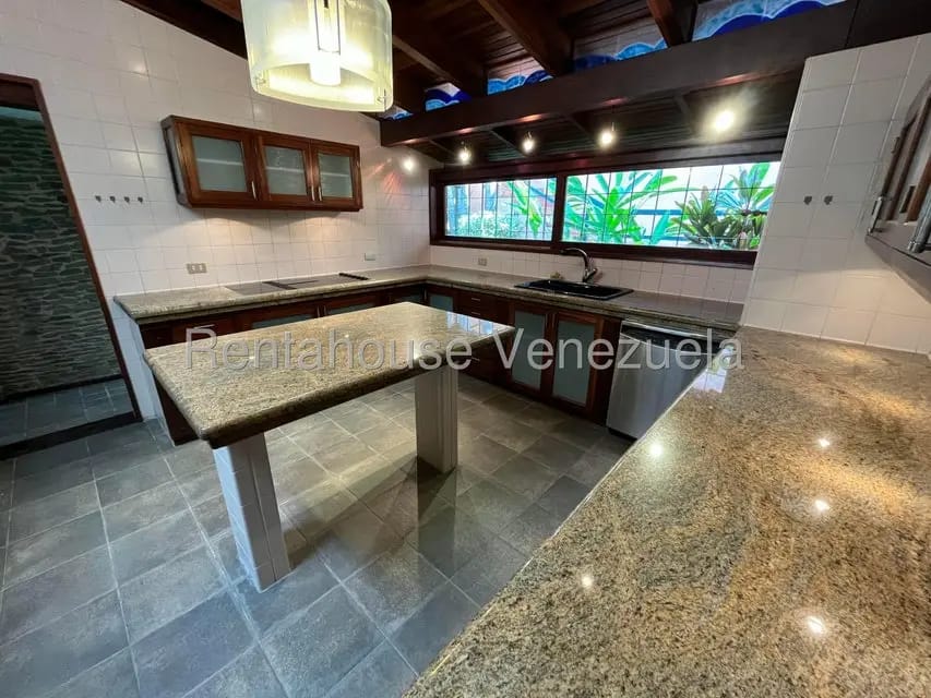 Casa (Duplex) en Alquiler en Guataparo Country Club, Carabobo - 23