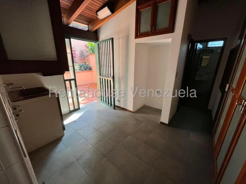 Casa (Duplex) en Alquiler en Guataparo Country Club, Carabobo - 36