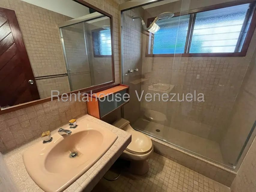 Casa (Duplex) en Alquiler en Guataparo Country Club, Carabobo - 55