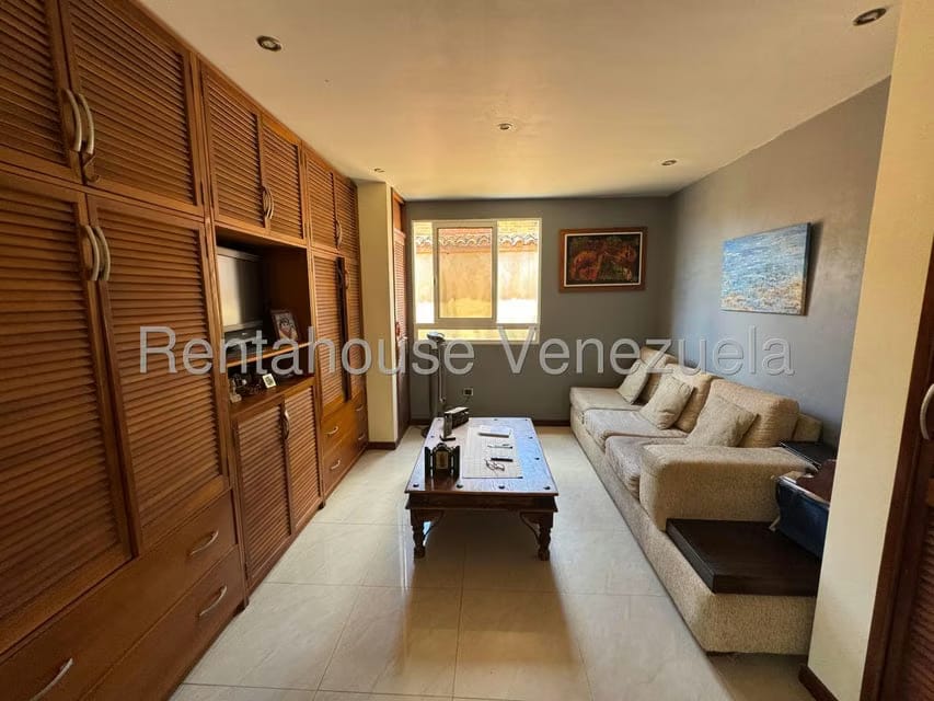 Casa (Multipes Niveles) en Venta en Alto Hatillo, Distrito Metropolitano - 30