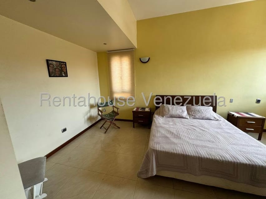 Casa (Multipes Niveles) en Venta en Alto Hatillo, Distrito Metropolitano - 32