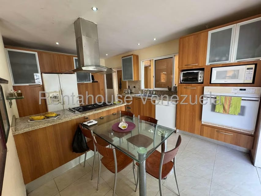 Casa (Multipes Niveles) en Venta en Alto Hatillo, Distrito Metropolitano - 6