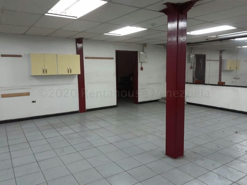 Comercial (Local Comercial) en Venta en Los Rosales, Distrito Metropolitano - 4