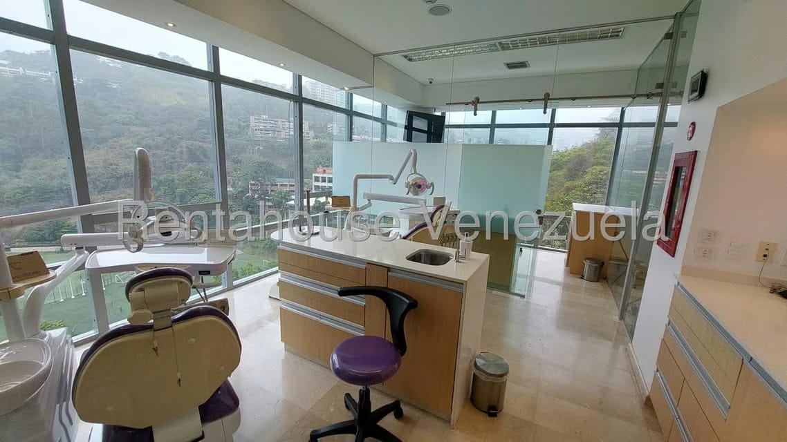 Comercial (Consultorio Medico) en Alquiler en La Trinidad, Distrito Metropolitano - 9