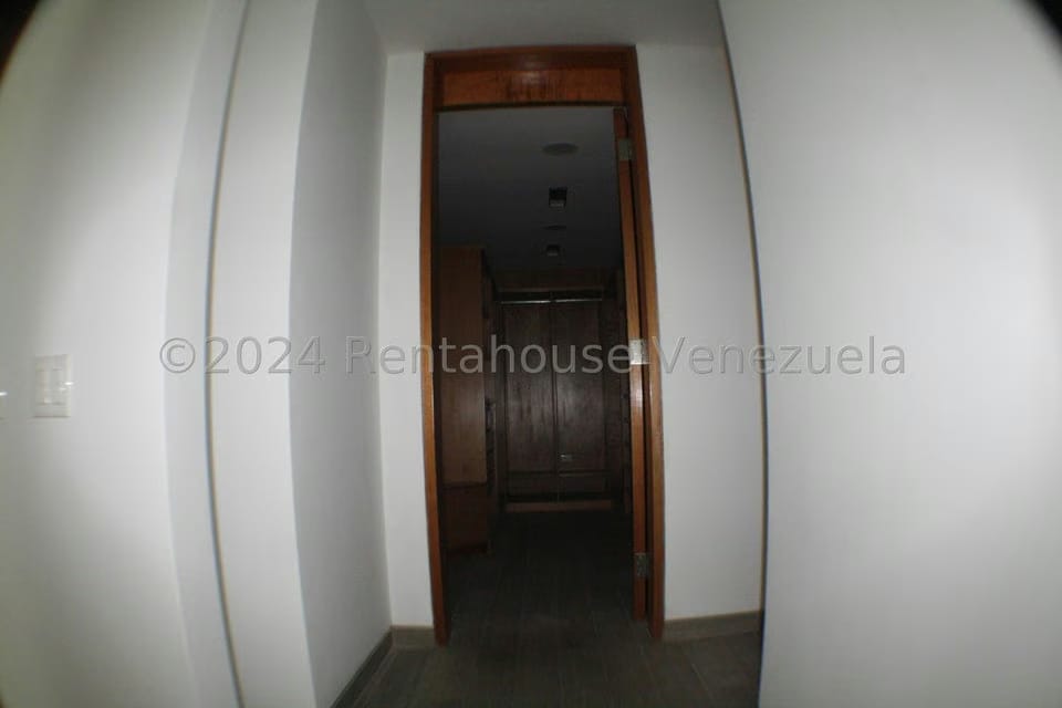 Apartamento (1 Nivel) en Venta en Los Chorros, Distrito Metropolitano - 12