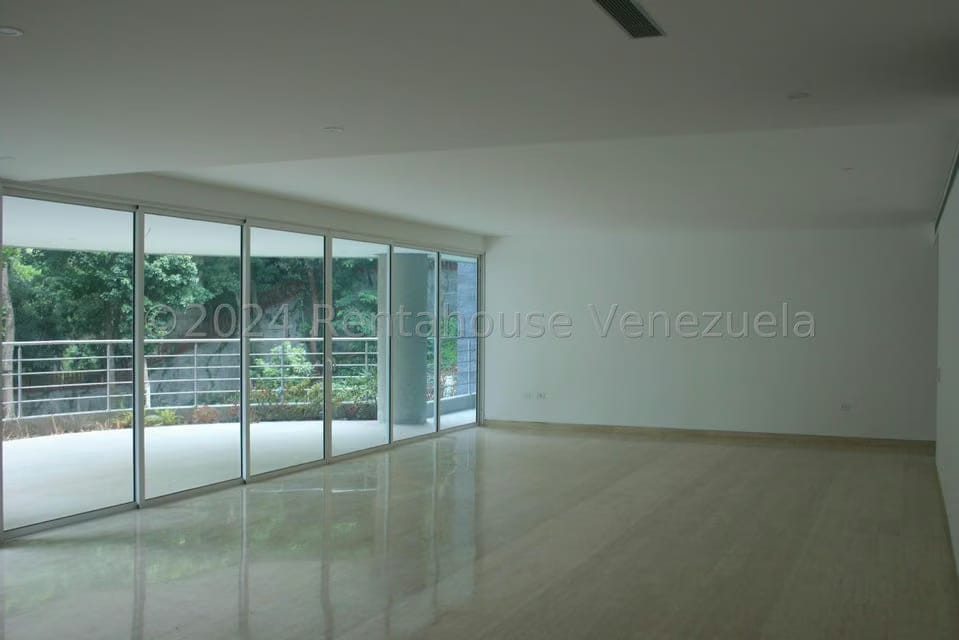 Apartamento (1 Nivel) en Venta en Los Chorros, Distrito Metropolitano - 18