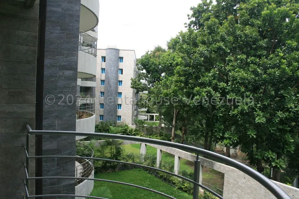 Apartamento (1 Nivel) en Venta en Los Chorros, Distrito Metropolitano - 3