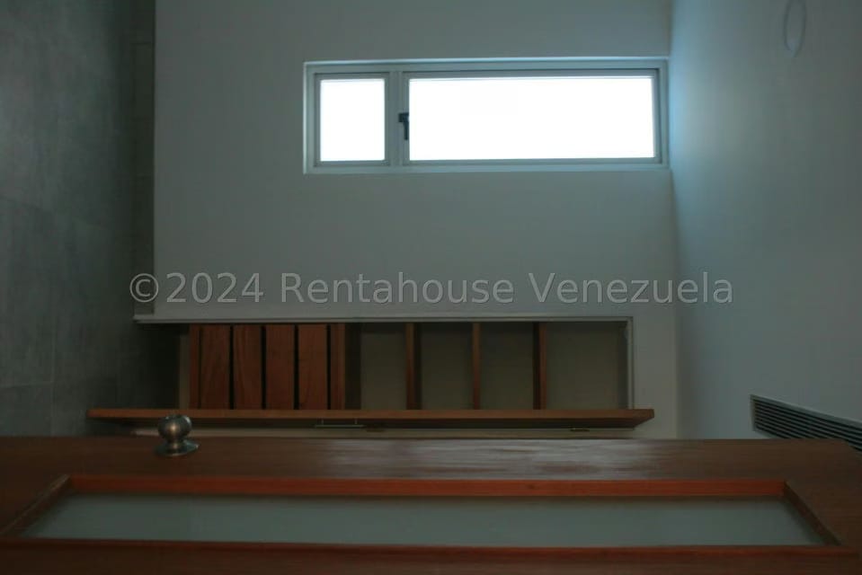 Apartamento (1 Nivel) en Venta en Los Chorros, Distrito Metropolitano - 35