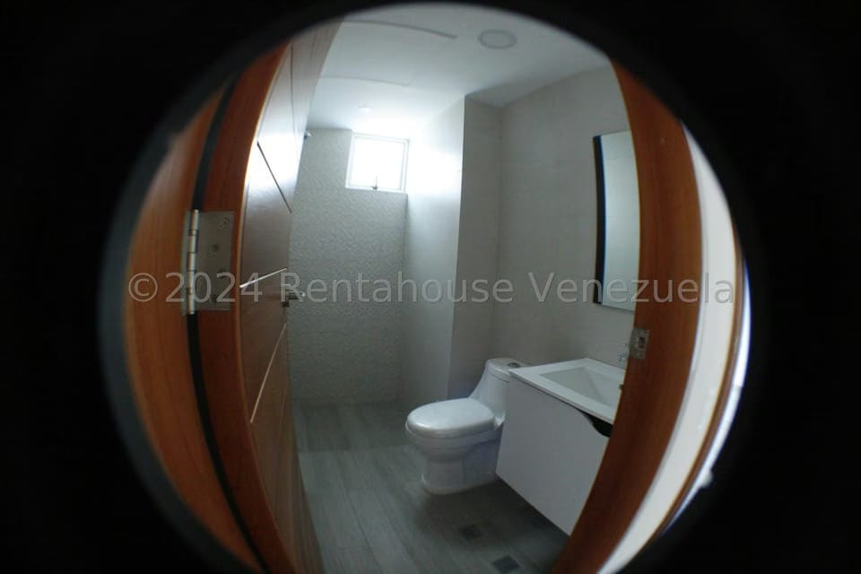 Apartamento (1 Nivel) en Venta en Los Chorros, Distrito Metropolitano - 37