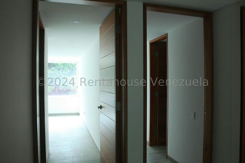 Apartamento (1 Nivel) en Venta en Los Chorros, Distrito Metropolitano - 40