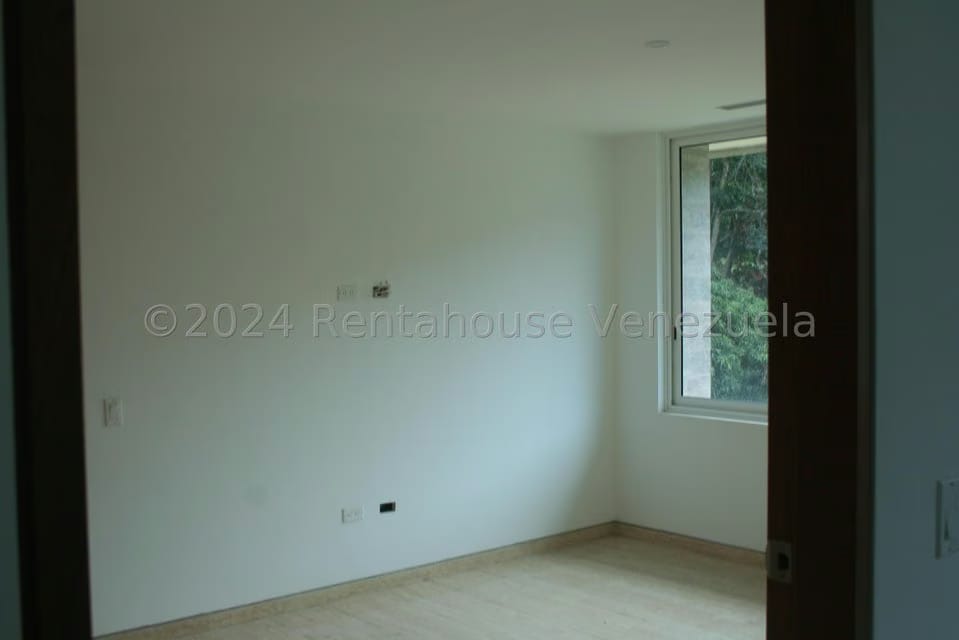 Apartamento (1 Nivel) en Venta en Los Chorros, Distrito Metropolitano - 43