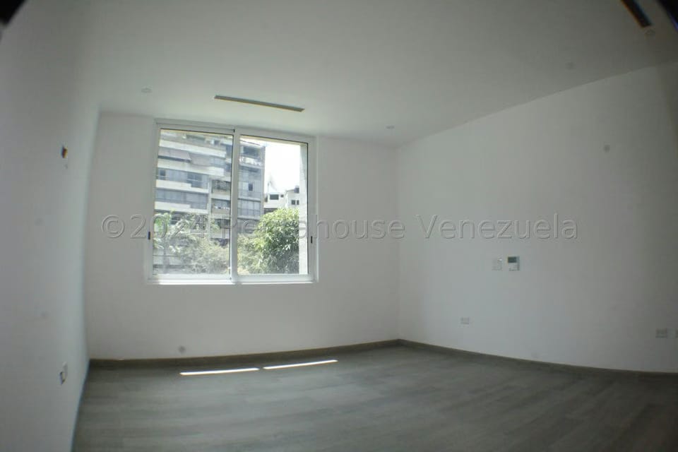 Apartamento (1 Nivel) en Venta en Los Chorros, Distrito Metropolitano - 44
